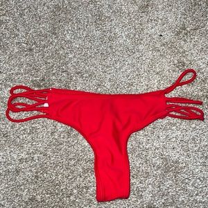 Boutine la bikini bottom